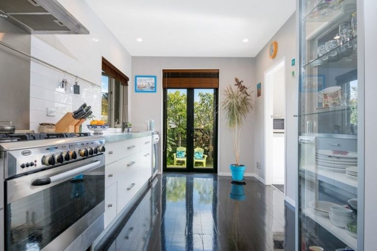 Photo of property in 190 Vanguard Street, Nelson South, Nelson, 7010