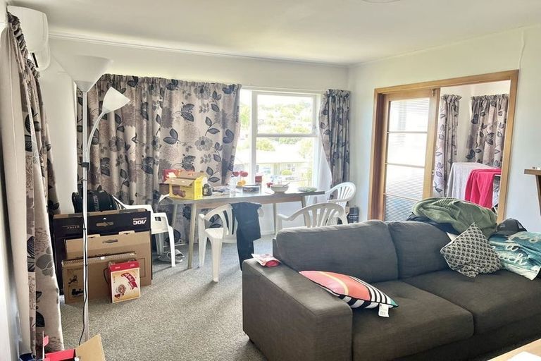 Photo of property in 33 Lingfield Street, Glenfield, Auckland, 0629