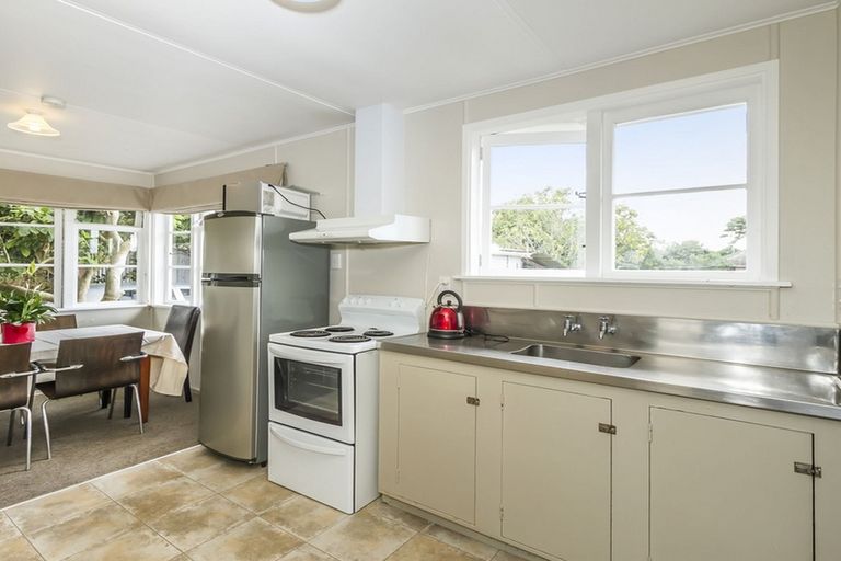 Photo of property in 39 Victoria Street, Pukekohe, 2120