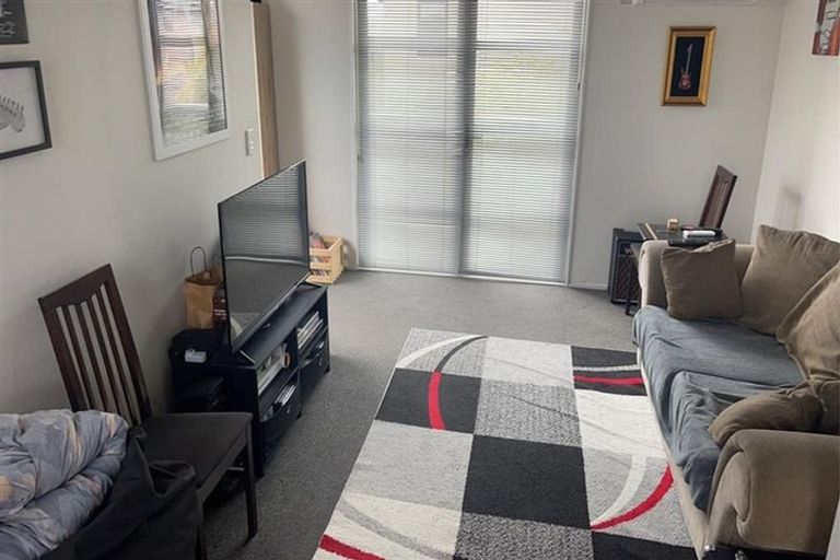 Photo of property in 1/440 Barbadoes Street, Edgeware, Christchurch, 8013