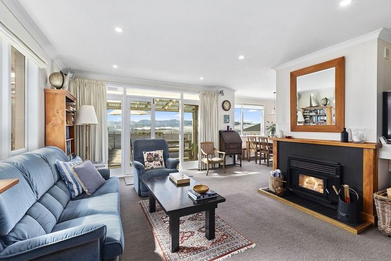 Photo of property in 33 Buckley Road, Southgate, Wellington, 6023