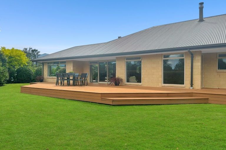 Photo of property in 22 Petersen Road, Harihari, 7884