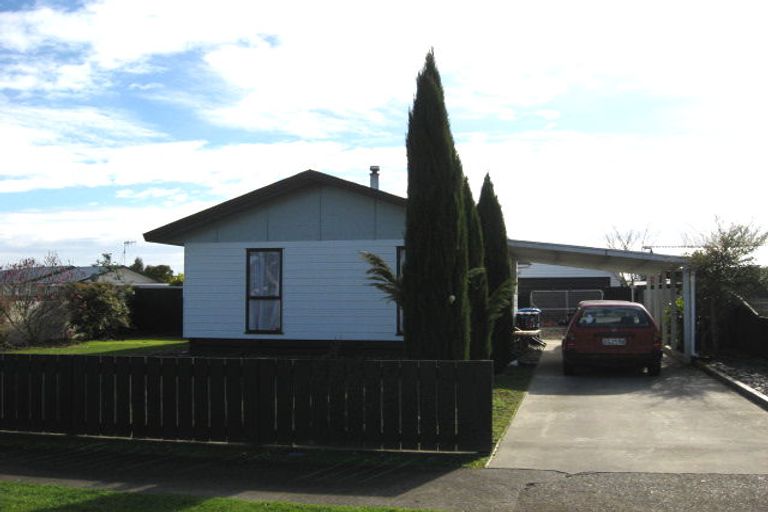 Photo of property in 669 Queen Street East, Levin, 5510