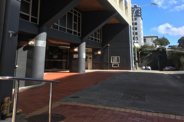 Photo of property in Orange Apartments/victoria Centr, 309/169 The Terrace, Wellington Central, Wellington, 6011