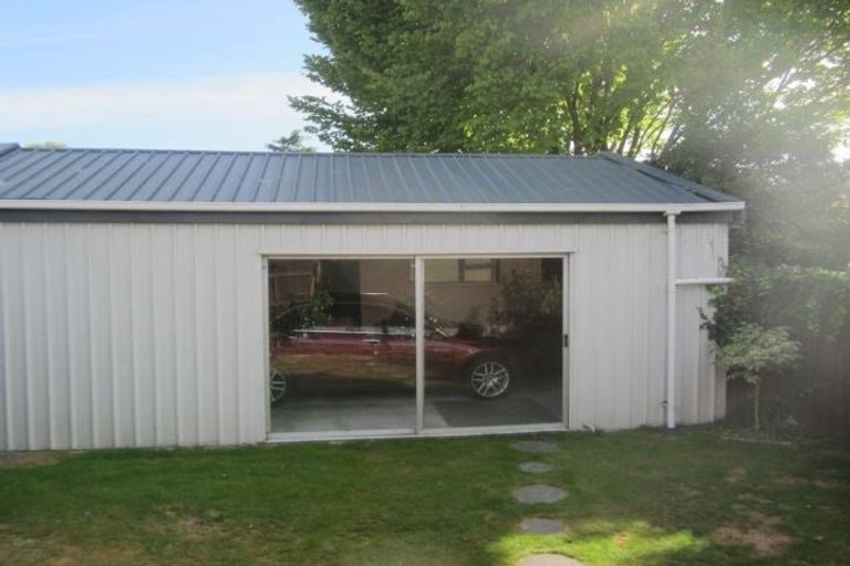 Photo of property in 10a Oakhurst Place, Russley, Christchurch, 8042