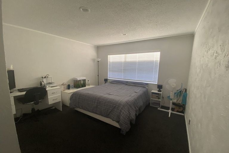 Photo of property in 1/57 Hattaway Avenue, Bucklands Beach, Auckland, 2012