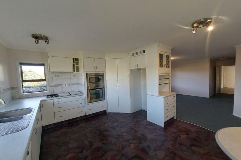 Photo of property in 167 Heta Road, Highlands Park, New Plymouth, 4312