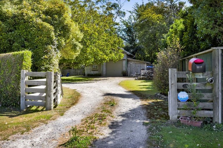 Photo of property in 32 Wynyard Street, Normanby, Hawera, 4614