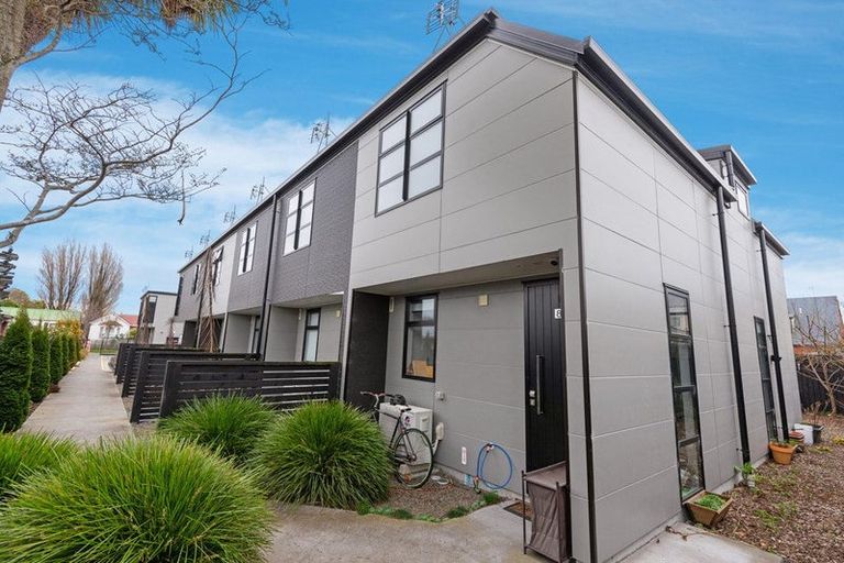 Photo of property in 8/68 Barbour Street, Waltham, Christchurch, 8011