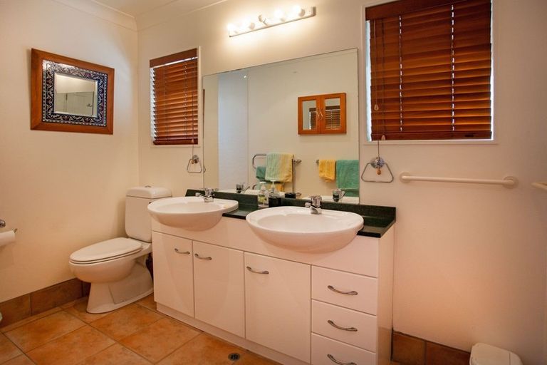 Photo of property in 4b The Esplanade, Tairua, 3508