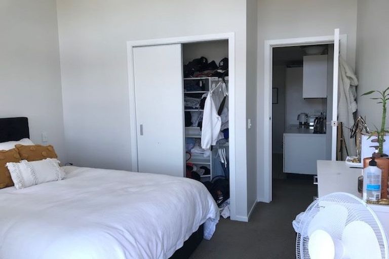 Photo of property in Bellagio Apartments, 11e/39 Taranaki Street, Te Aro, Wellington, 6011