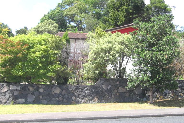 Photo of property in 101 Spinella Drive, Bayview, Auckland, 0629