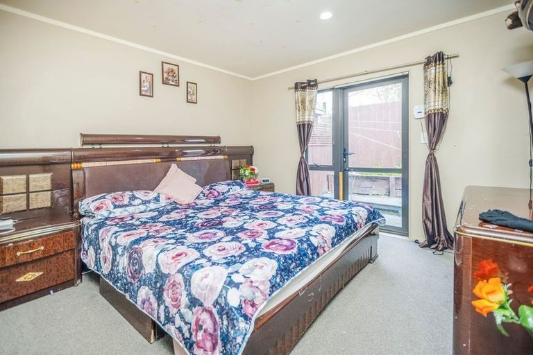 Photo of property in 74 Malaspina Place, Papatoetoe, Auckland, 2025