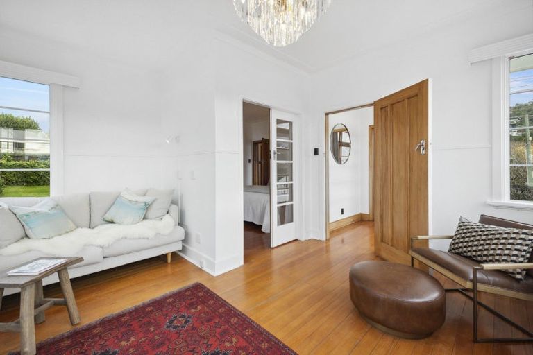 Photo of property in 19 Cliffs Road, Saint Clair, Dunedin, 9012