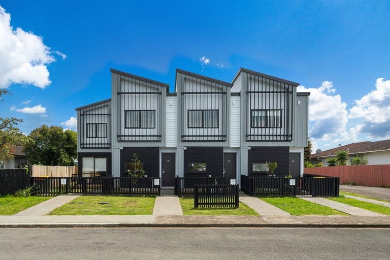Photo of property in 17b Tabitha Crescent, Henderson, Auckland, 0612