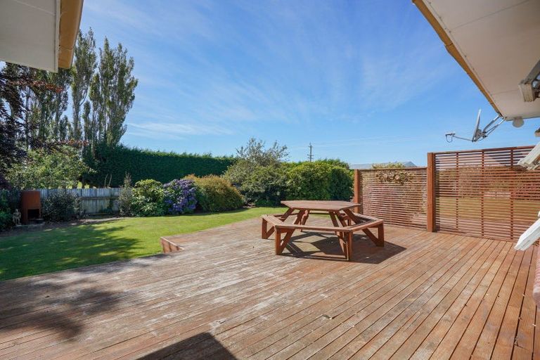 Photo of property in 1048 Lochiel-branxholme Road, Branxholme, Invercargill, 9874