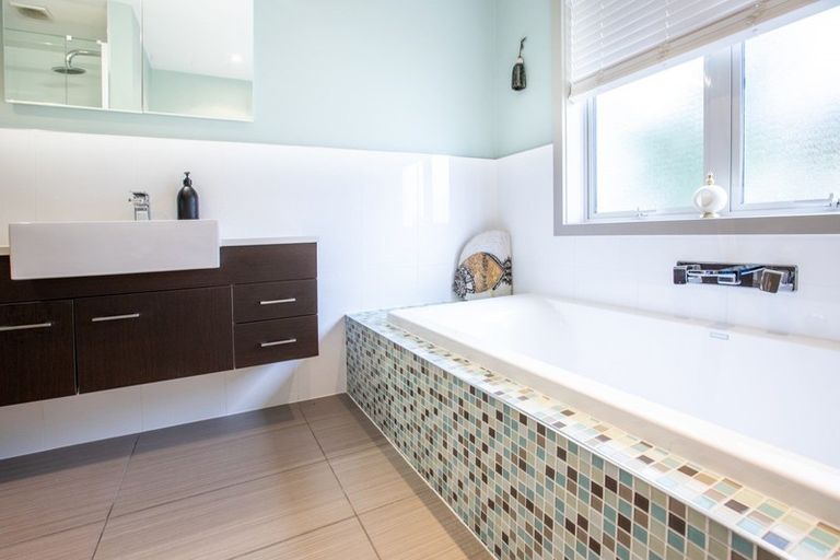 Photo of property in 196 East Street, Greytown, 5712