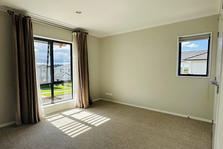 Photo of property in 47 Mackay Drive, Greenhithe, Auckland, 0632