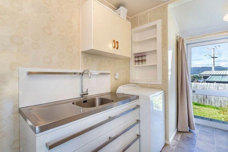 Photo of property in 9 Rimu Street, Mangakino, 3421