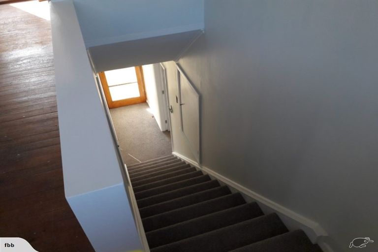 Photo of property in 37 Tremewan Street, Tawa, Wellington, 5028