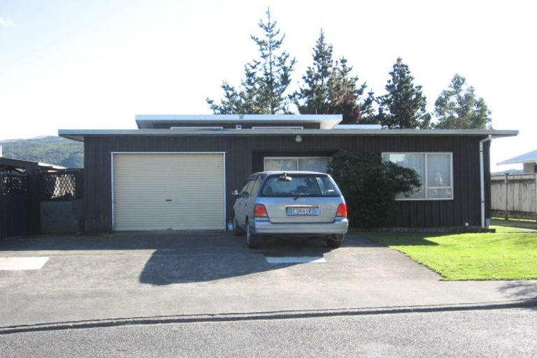 Photo of property in 28b Robson Street, Stokes Valley, Lower Hutt, 5019