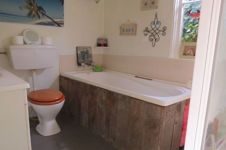 Photo of property in 134 Trentham Road, Fairlie, 7987