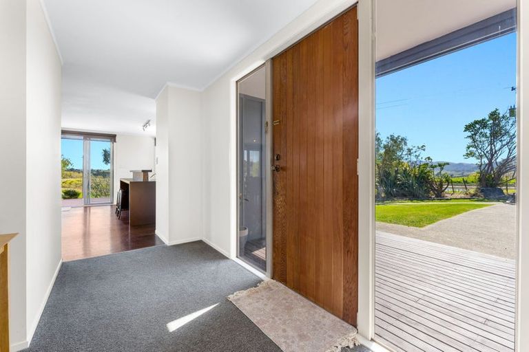 Photo of property in 301 Ranganui Road, Kaiwaka, 0573