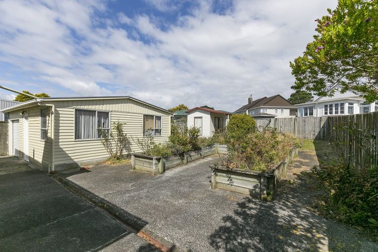 Photo of property in 9 Kipling Street, Johnsonville, Wellington, 6037