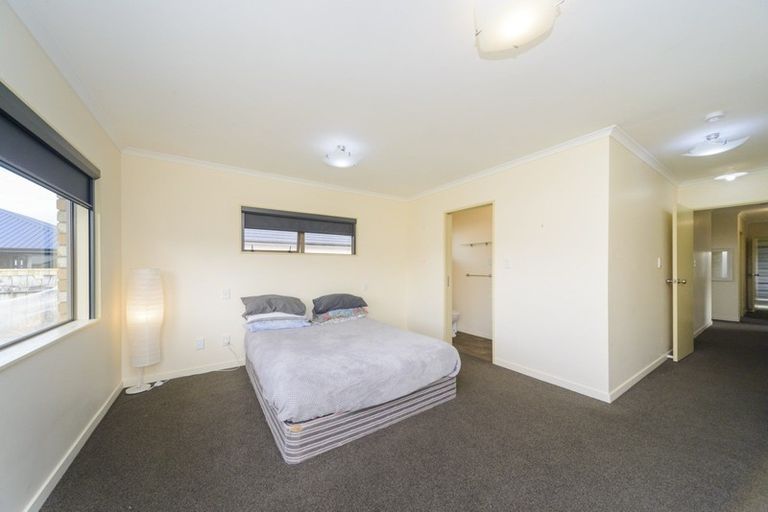 Photo of property in 55 Peppertree Glade, Kelvin Grove, Palmerston North, 4414