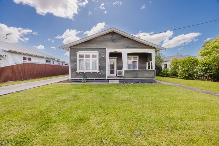 Photo of property in 3 Melville Street, Waipawa, 4210