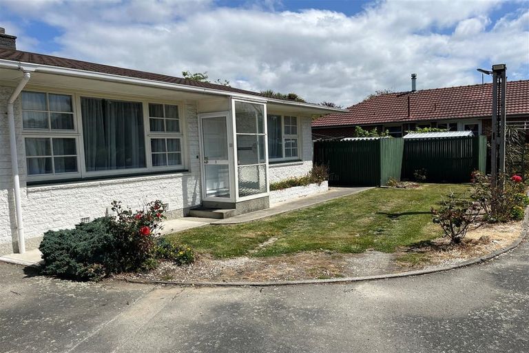 Photo of property in 2/12 Dellow Place, Spreydon, Christchurch, 8024