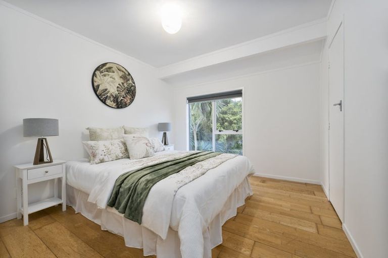 Photo of property in 7/108 West Coast Road, Glen Eden, Auckland, 0602