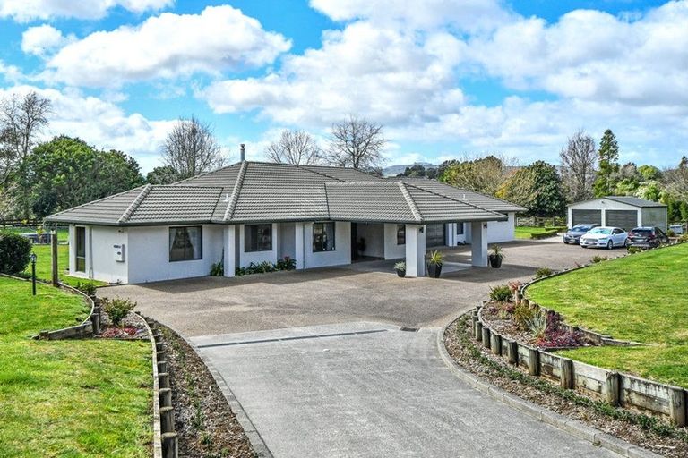 Photo of property in 68 Cooper Road, Ramarama, Drury, 2579