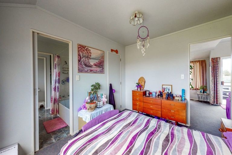 Photo of property in 40 Old Ferry Road, Orongo, Thames, 3574