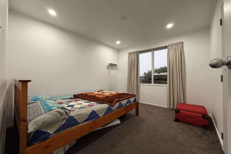 Photo of property in 18 Thimble Lane, Whitby, Porirua, 5024