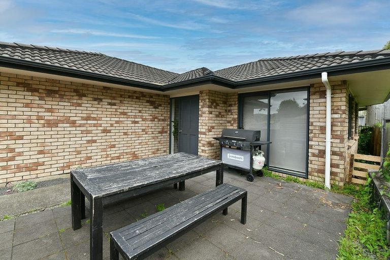 Photo of property in 27 Amberly Rise, Helensville, 0800