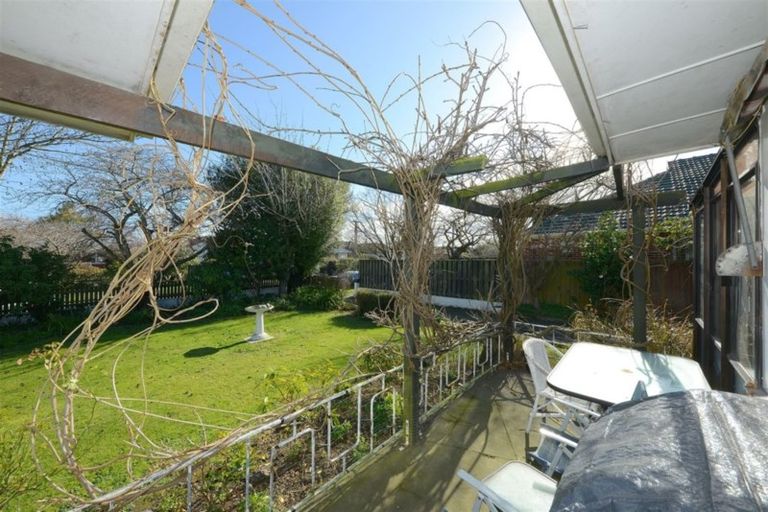 Photo of property in 22 Hounslow Street, Ilam, Christchurch, 8041