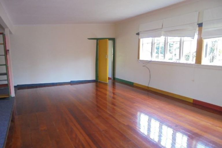 Photo of property in 42 Sarah Street, Waikawa Beach, Levin, 5573