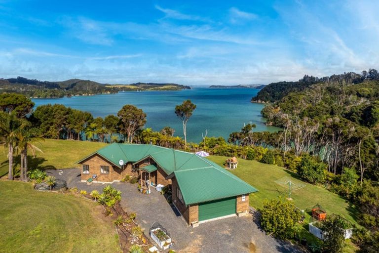 Photo of property in 49 Mckenzie Road, Te Ti Mangonui, Kerikeri, 0294