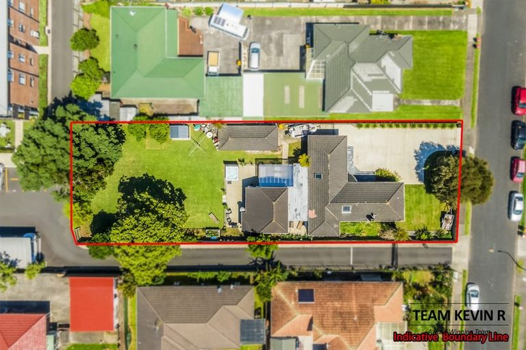 Photo of property in 15 Glen Avenue, Papatoetoe, Auckland, 2025