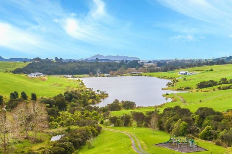 Photo of property in 38 Daniel Parade, Mangawhai, Wellsford, 0975