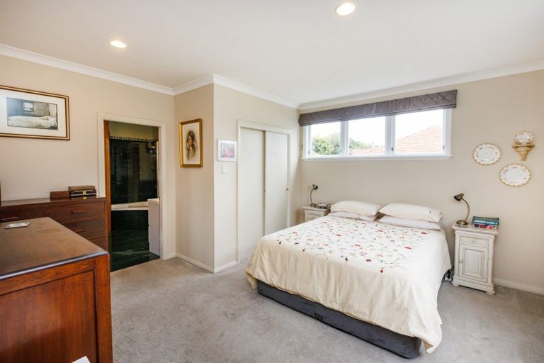 Photo of property in 5 Hardie Street, Hokowhitu, Palmerston North, 4410