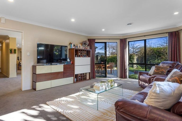 Photo of property in 55 Marble Wood Drive, Papanui, Christchurch, 8053