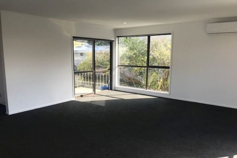 Photo of property in 13 Lendenfeld Drive, Papatoetoe, Auckland, 2025