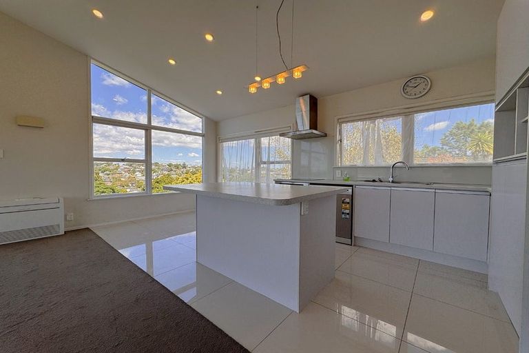 Photo of property in 108 Eban Avenue, Hillcrest, Auckland, 0627