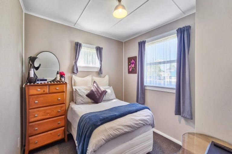 Photo of property in 20 Alexandra Street, Marton, 4710