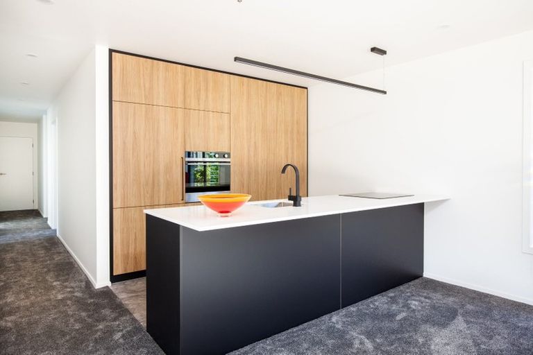 Photo of property in 18a Aubrey Street, New Plymouth, 4310