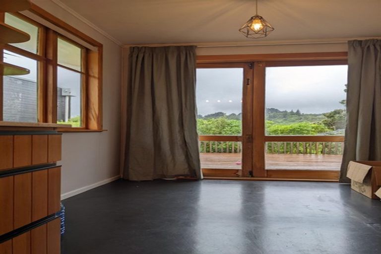 Photo of property in 43 Gordon Road, Plimmerton, Porirua, 5026