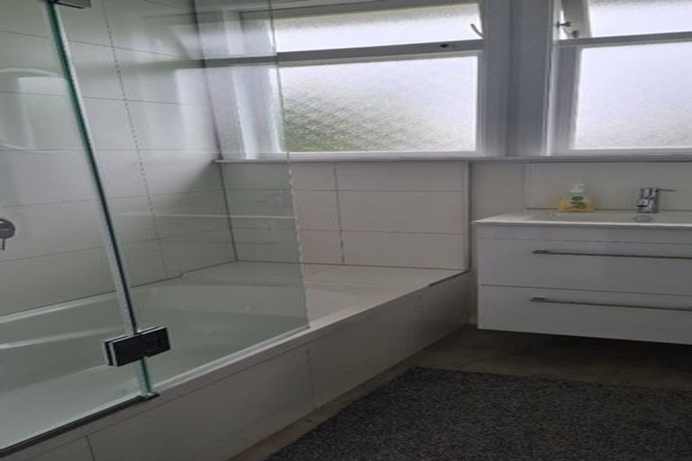 Photo of property in 163 East Street, Greytown, 5712