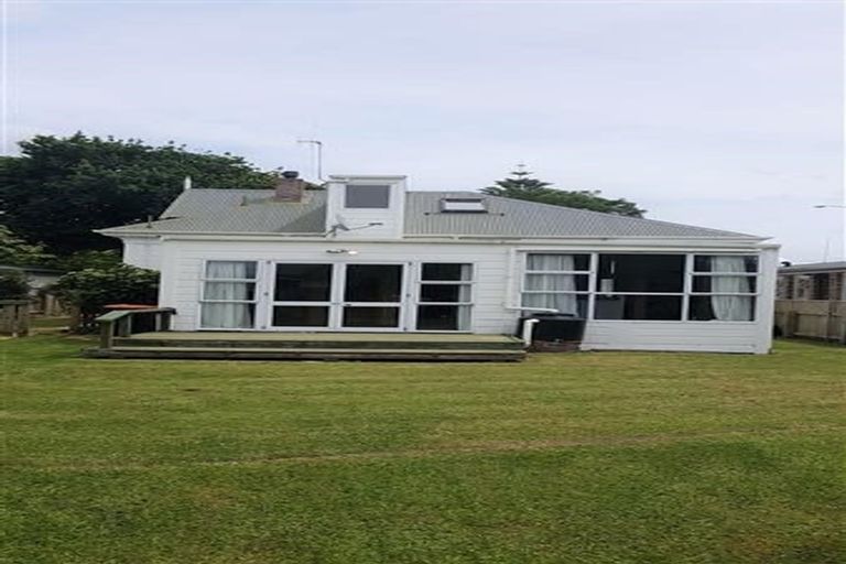 Photo of property in 125 Fitzherbert Avenue, West End, Palmerston North, 4410